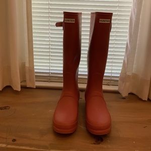 HUNTER rain boots, US Size 10, salmon